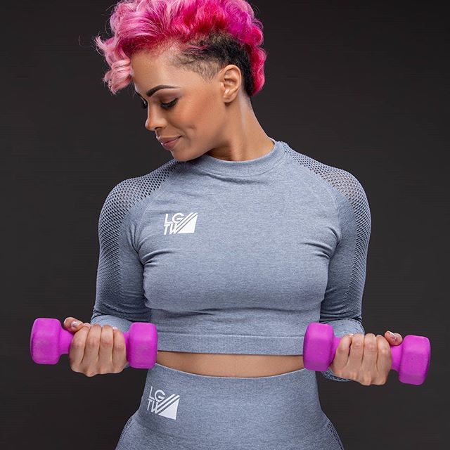 Heather Denise of Lets Get this Work with small weights