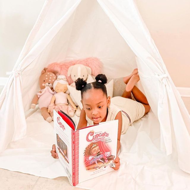 Princess Cupcake Jones Buy Black Main Street