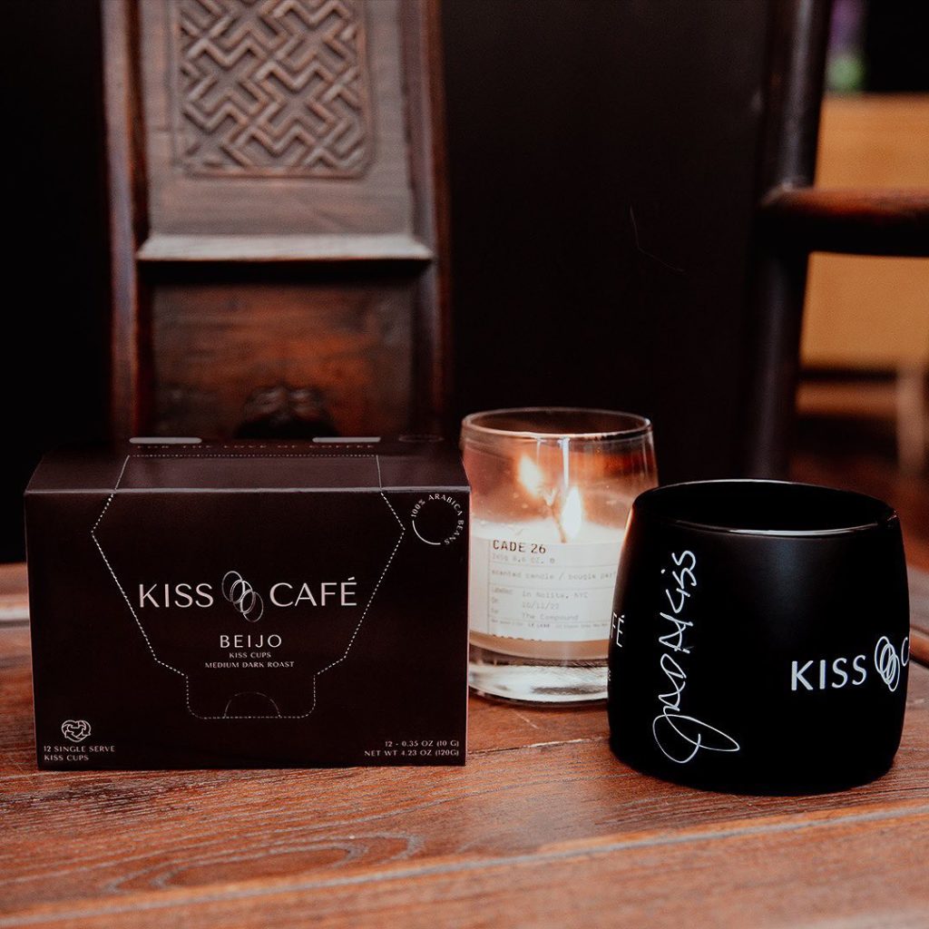 Kiss Cafe K-cups and mug